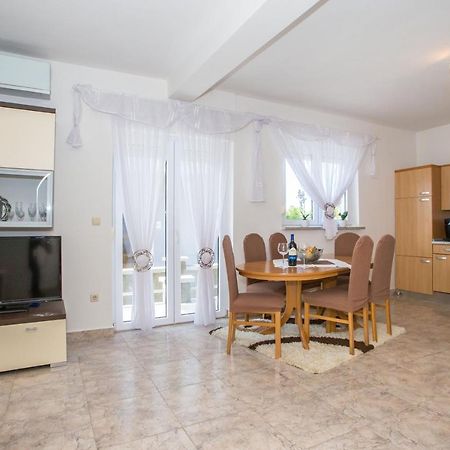 App Rosi Apartman Poreč Kültér fotó