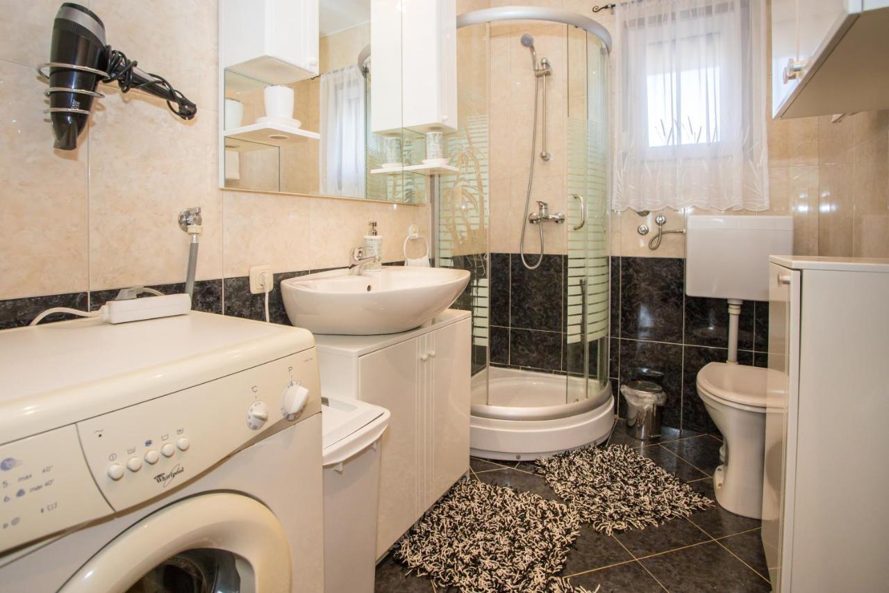 App Rosi Apartman Poreč Kültér fotó