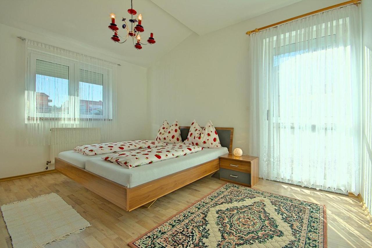 App Rosi Apartman Poreč Kültér fotó