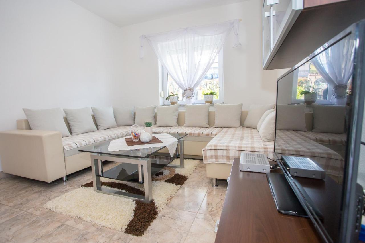 App Rosi Apartman Poreč Kültér fotó