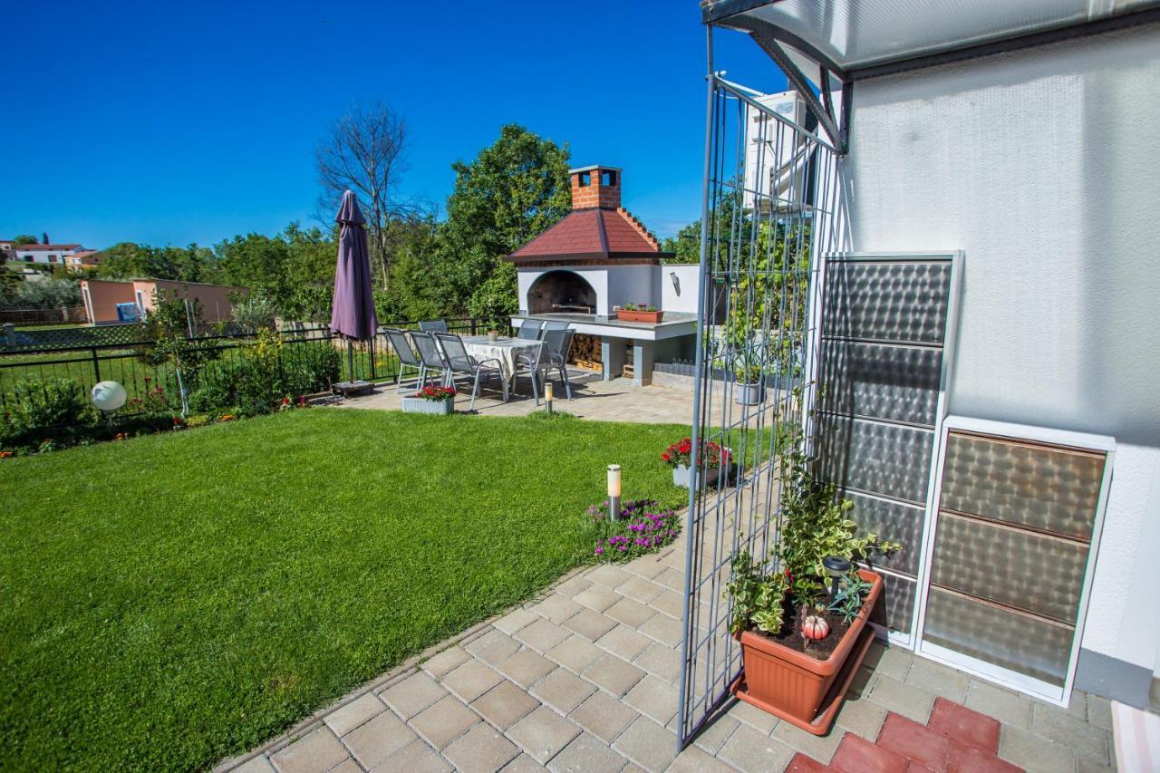 App Rosi Apartman Poreč Kültér fotó
