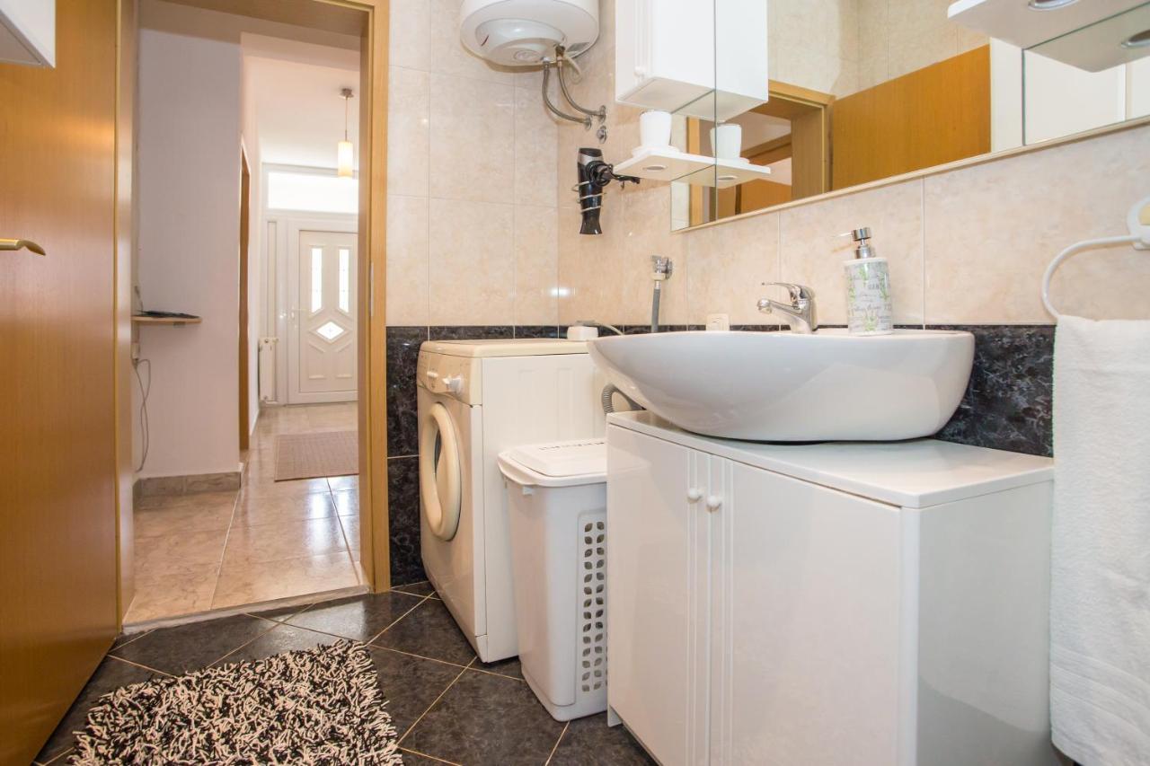 App Rosi Apartman Poreč Kültér fotó